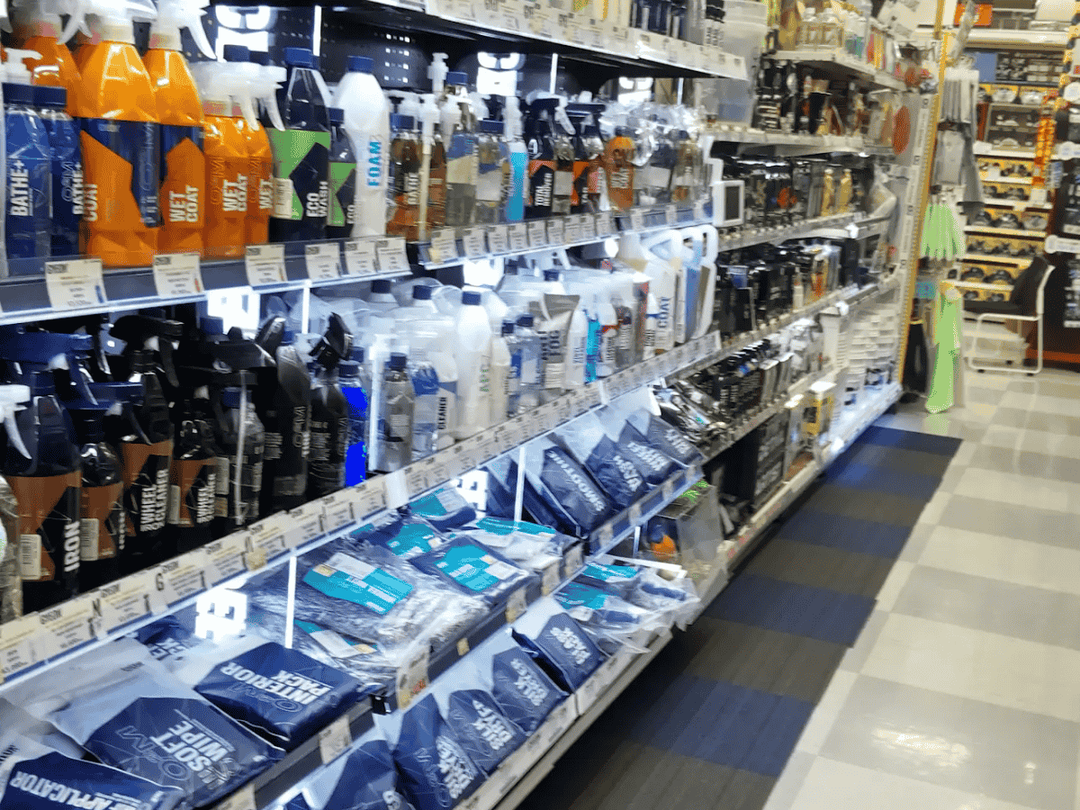 オートバックス 甲賀店